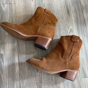 Dolce Vita brown suede booties size 7